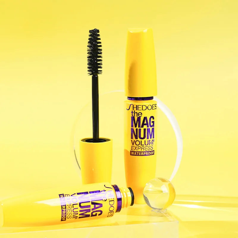 Magnum 4D Volume & Length Mascara